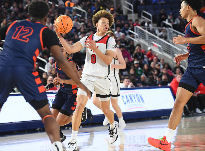Harvard-Westlake vs. Roosevelt in the CIF Southern Section Open Division boys basketball final at Cal Baptist University on Friday, Feb. 23, 2024.